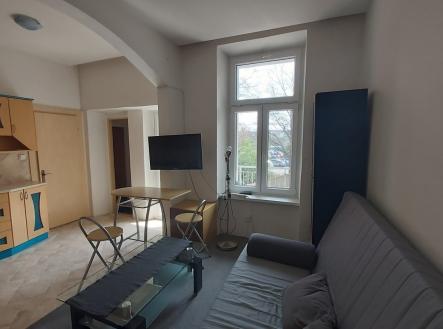 Pronájem bytu, 1+kk, 27 m²