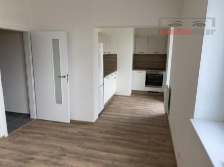 Pronájem bytu, 1+kk, 35 m²