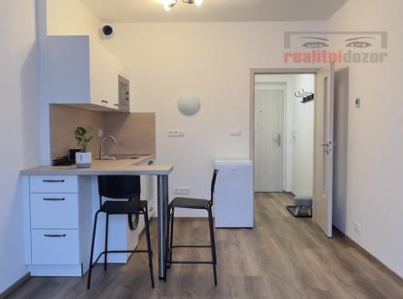 Pronájem bytu, 1+kk, 28 m²