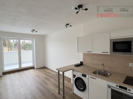 Pronájem bytu, 1+kk, 28 m²