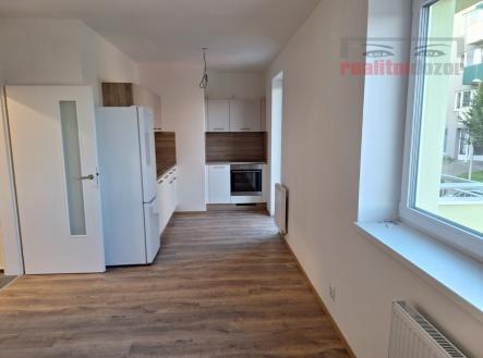 Pronájem bytu, 1+kk, 37 m²