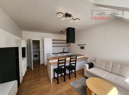 Pronájem bytu, 2+kk, 50 m²
