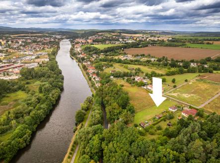 Prodej pozemku pro bydlení, 2 203 m²