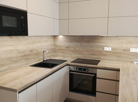 Pronájem bytu, 2+kk, 57 m²