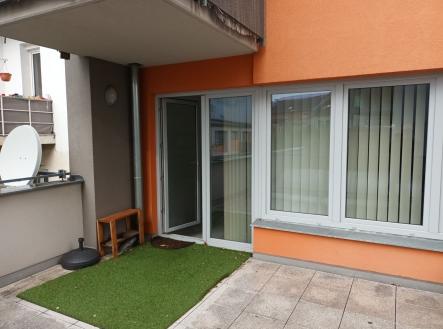 Pronájem bytu, 2+kk, 63 m²