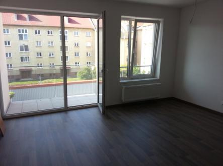 Pronájem bytu, 1+kk, 38 m²