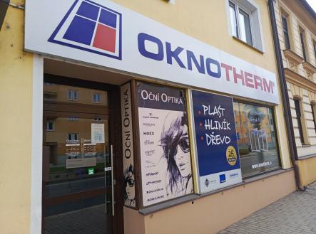 Pronájem obchodní prostor, 108 m²