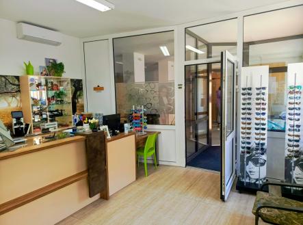 Pronájem obchodní prostor, 108 m²