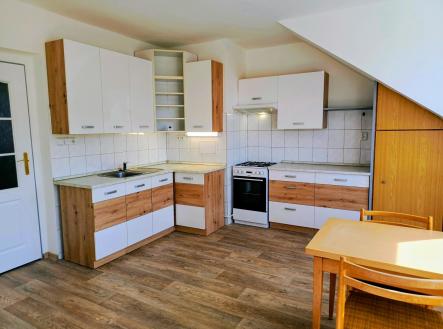 Pronájem bytu, 3+1, 94 m²