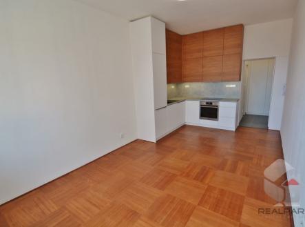 Pronájem bytu, 1+kk, 28 m²