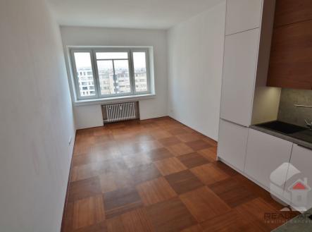 Pronájem bytu, 1+kk, 28 m²