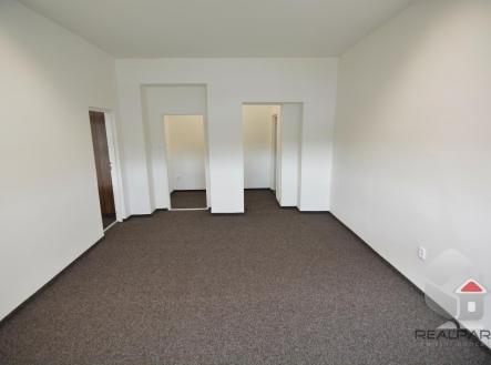 Pronájem kanceláře, 55 m²