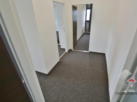 Pronájem kanceláře, 55 m²