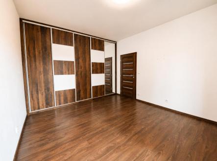 Pronájem bytu, 4+kk, 110 m²