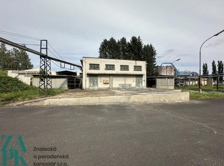 Pronájem komerčního objektu, sklad, 350 m²