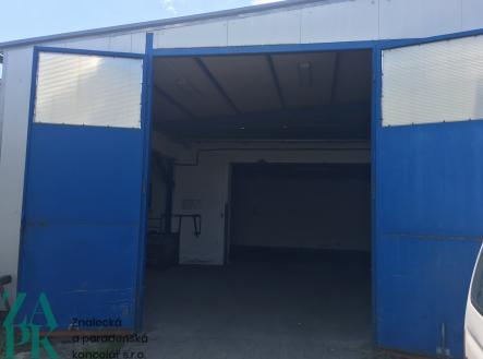Pronájem - komerční objekt, sklad, 142 m²