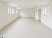 Pronájem komerčního objektu, jiný, 57 m²