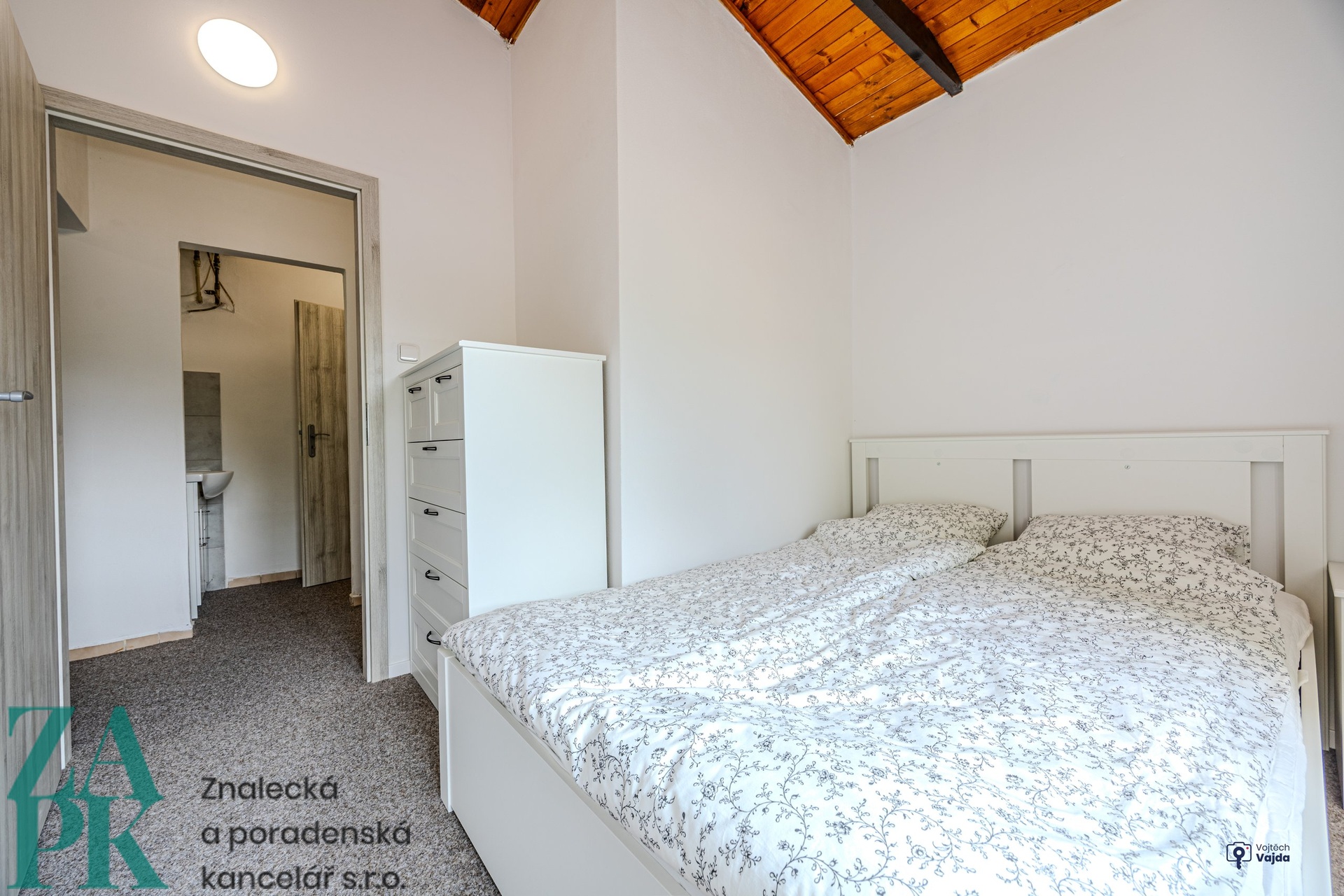 Prodej domu 2+kk, pozemek 270 m2 v klidné části obce