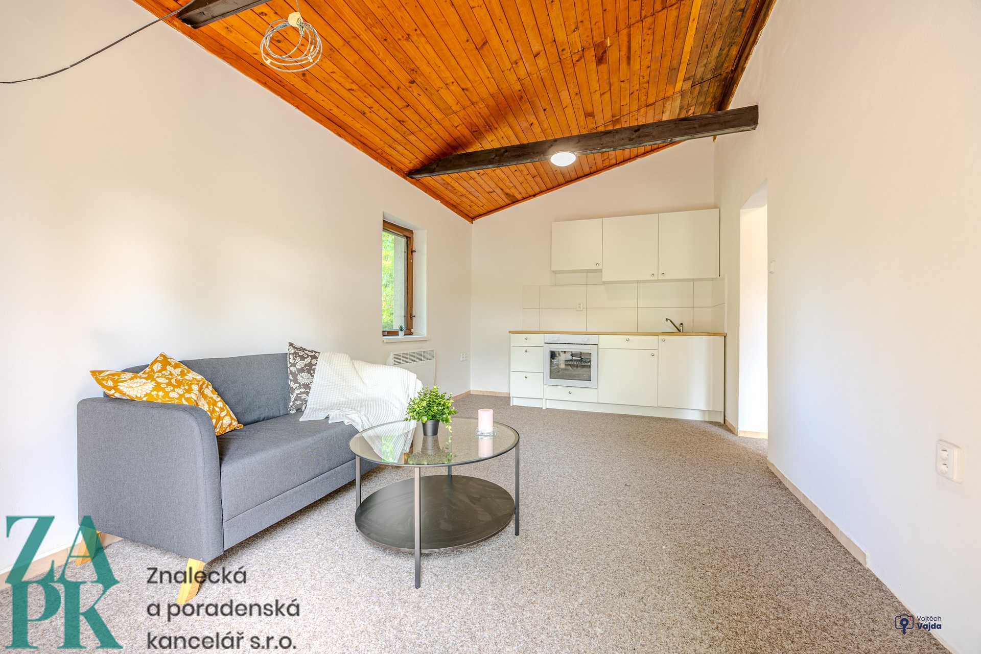 Prodej domu 2+kk, pozemek 270 m2 v klidné části obce