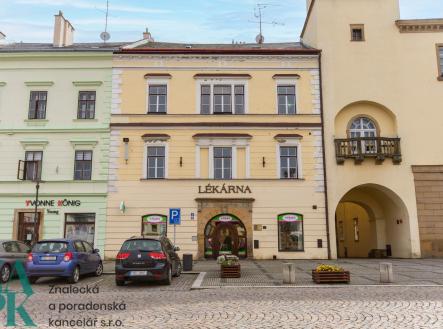 Prodej nájemního domu, 777 m²