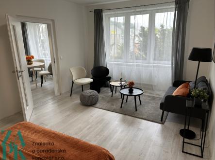 Pronájem bytu, 2+kk, 37 m²