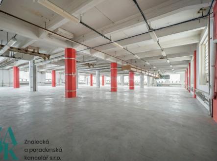 Pronájem komerčního objektu, sklad, 1 075 m²