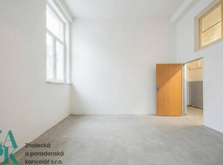 Pronájem kanceláře, 95 m²