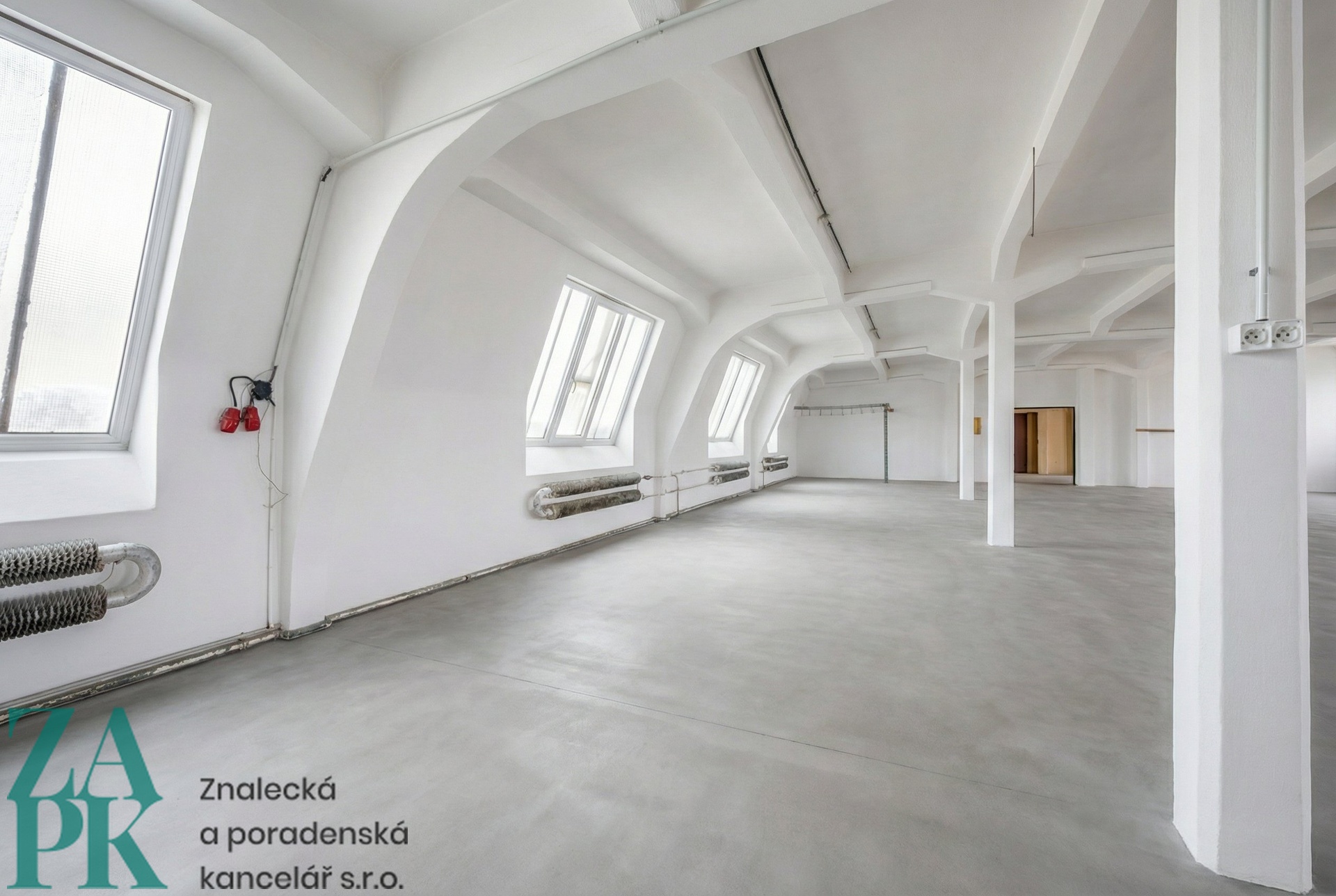 Pronájem kancelář, 303 m2, Cheb