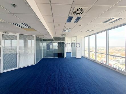 Pronájem kanceláře, 202 m²