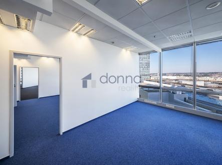 Pronájem kanceláře, 92 m²