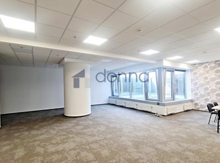 Pronájem kanceláře, 103 m²