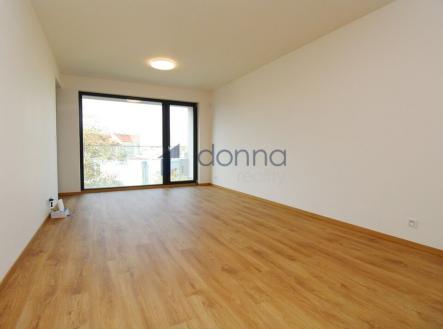 Pronájem bytu, 2+kk, 57 m²