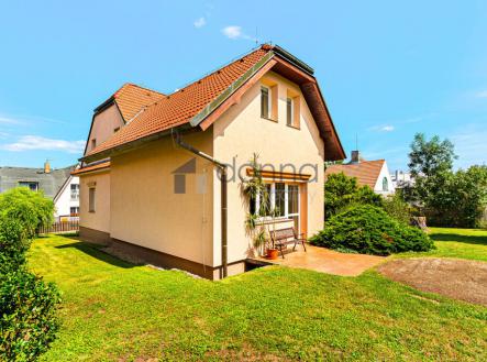 Prodej - dům/vila, 232 m²