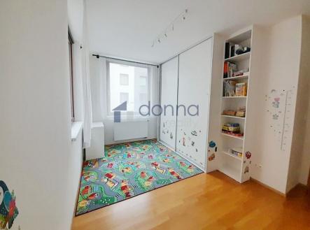 Pronájem bytu, 3+kk, 78 m²