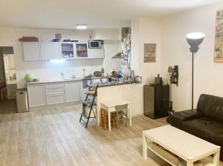 Pronájem bytu, 3+kk, 91 m²