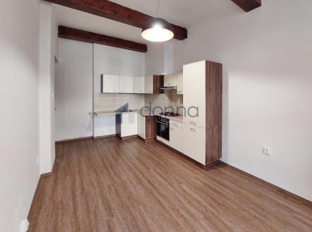 Pronájem bytu, 4+kk, 96 m²