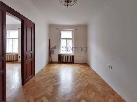 Pronájem bytu, 4+kk, 96 m²