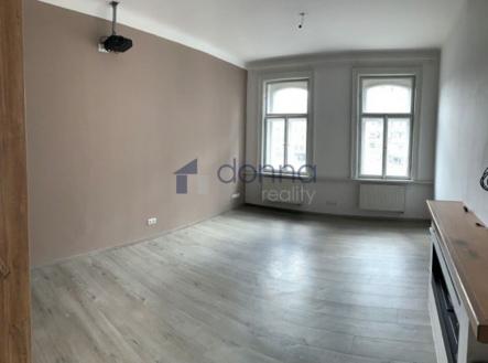 Pronájem bytu, 3+kk, 79 m²