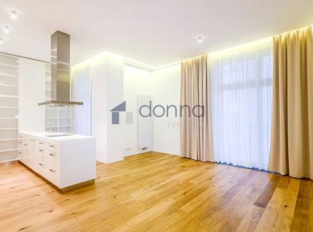 Pronájem bytu, 2+kk, 74 m²