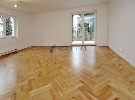 Pronájem bytu, 2+kk, 71 m²