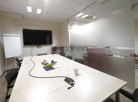 Pronájem kanceláře, 134 m²