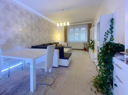 Prodej bytu, 2+kk, 64 m²