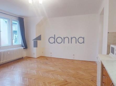 Pronájem bytu, 1+kk, 31 m²