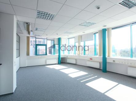 Pronájem - kanceláře, 170 m²