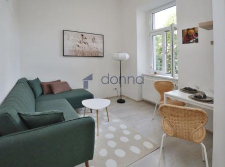 Pronájem bytu, 2+kk, 38 m²