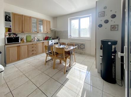 Pronájem - kanceláře, 48 m²