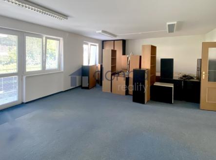 Pronájem kanceláře, 48 m²