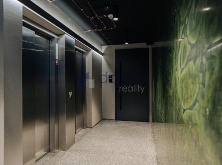 Pronájem kanceláře, 104 m²