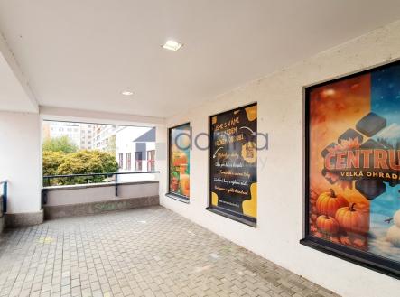 Pronájem obchodní prostor, 102 m²