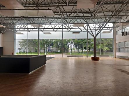 Pronájem obchodní prostor, 1 462 m²